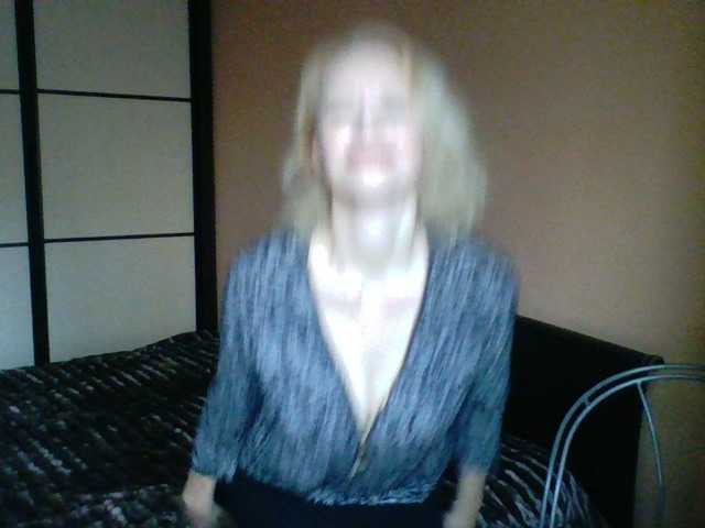 Εκπομπές οθόνης -Alyona-