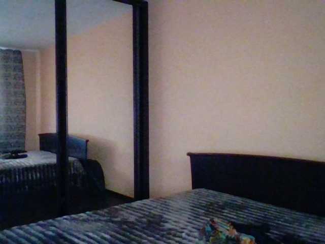 Εκπομπές οθόνης -Alyona-