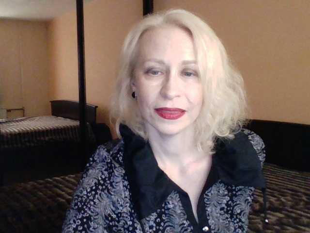 Εκπομπές οθόνης -Alyona-