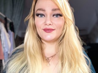 Ερωτική συνομιλία μέσω βίντεο -favoriteblonde-