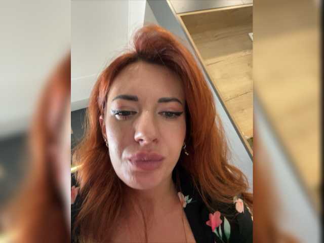 Εκπομπές οθόνης MelenaFox