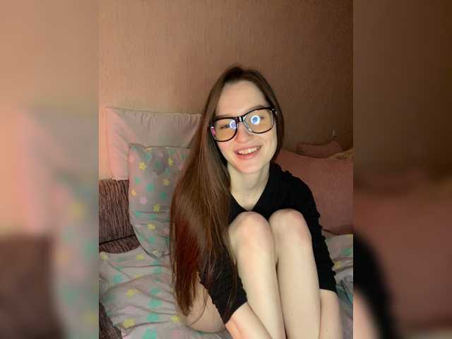 Εκπομπές οθόνης 1TENDERkiss