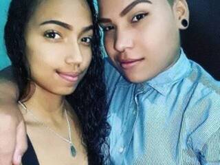 Ερωτική συνομιλία μέσω βίντεο 2hotbunnies4u