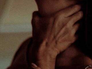 Ερωτική συνομιλία μέσω βίντεο 2sexpara2