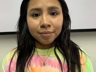 Ερωτική συνομιλία μέσω βίντεο aaliyah-lee