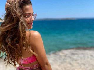 Ερωτική συνομιλία μέσω βίντεο AaliyahHadid