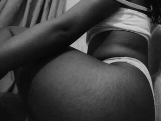 Ερωτική συνομιλία μέσω βίντεο Abano151