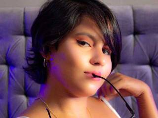 Ερωτική συνομιλία μέσω βίντεο AbellaSmith