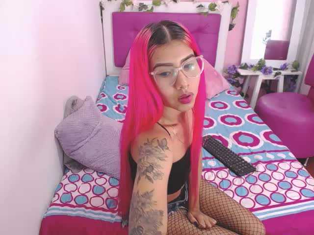 Φωτογραφίες AbigaiLMonroe Welcome to my room enjoy my show