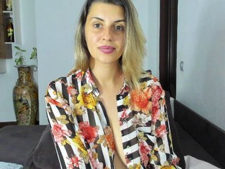 Ερωτική συνομιλία μέσω βίντεο AdaDivine