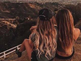 Ερωτική συνομιλία μέσω βίντεο adahlia-angel