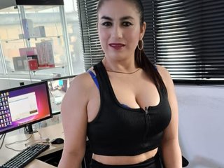 Ερωτική συνομιλία μέσω βίντεο Addystuart-