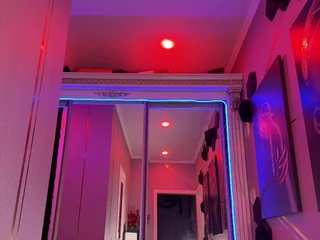 Ερωτική συνομιλία μέσω βίντεο Adel9