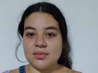 Ερωτική συνομιλία μέσω βίντεο Adelethompson