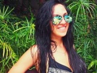 Ερωτική συνομιλία μέσω βίντεο adeliay