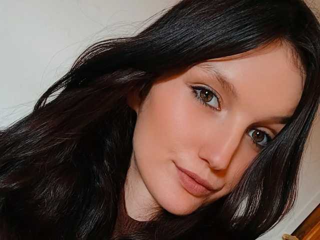 Φωτογραφία του προφίλ AdelineModel