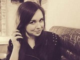 Ερωτική συνομιλία μέσω βίντεο adelita