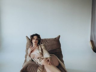 Ερωτική συνομιλία μέσω βίντεο AdelRay