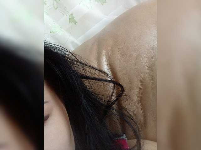 Εκπομπές οθόνης Adelyat