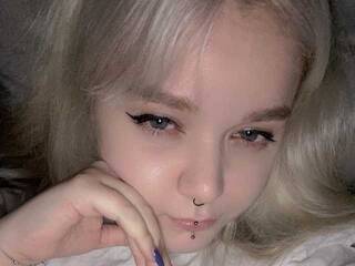 Ερωτική συνομιλία μέσω βίντεο AdoraBlya