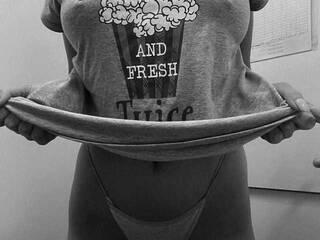 Ερωτική συνομιλία μέσω βίντεο Affectionat0