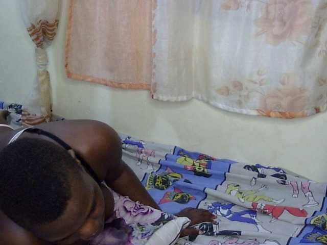 Εκπομπές οθόνης AfroGodess