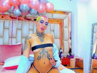 Ερωτική συνομιλία μέσω βίντεο AgataWild