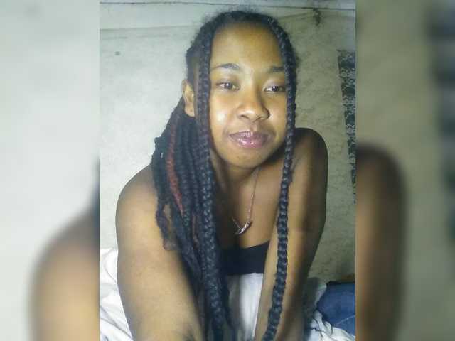 Εκπομπές οθόνης Aichaxxl