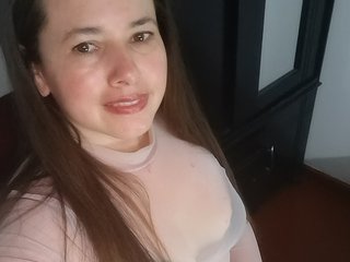 Ερωτική συνομιλία μέσω βίντεο aisha34