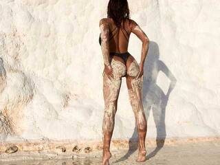 Ερωτική συνομιλία μέσω βίντεο akaricutie