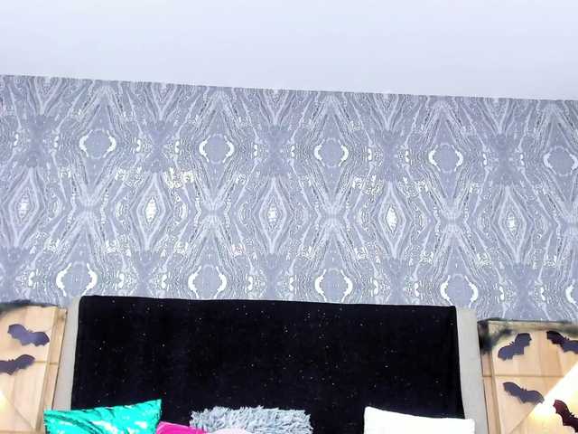 Εκπομπές οθόνης AkashaLee