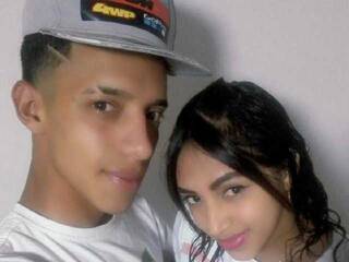 Ερωτική συνομιλία μέσω βίντεο AlanayDiego