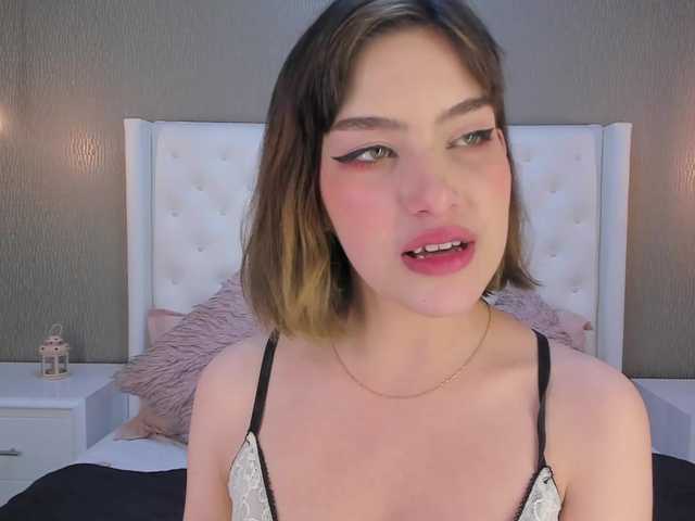 Εκπομπές οθόνης AlegnaTaylor