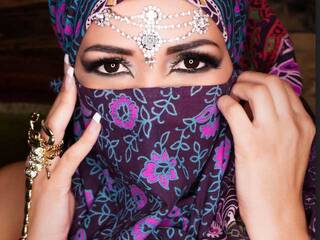 Ερωτική συνομιλία μέσω βίντεο AlenaRain