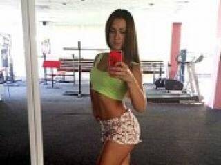 Ερωτική συνομιλία μέσω βίντεο alenasexxxx