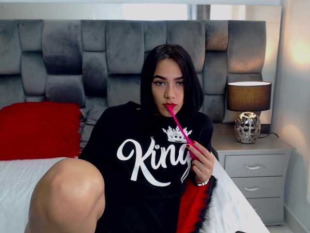 Φωτογραφίες AleshaHott Hi I'm Alesha.. and my pussy wanna play with your cock today @cumshow 380