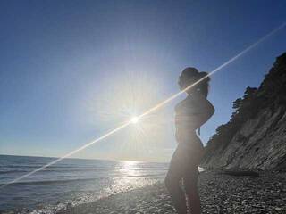 Ερωτική συνομιλία μέσω βίντεο NIZAMOVA