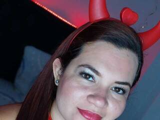 Ερωτική συνομιλία μέσω βίντεο AlexaSuni