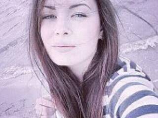 Ερωτική συνομιλία μέσω βίντεο ali11ka