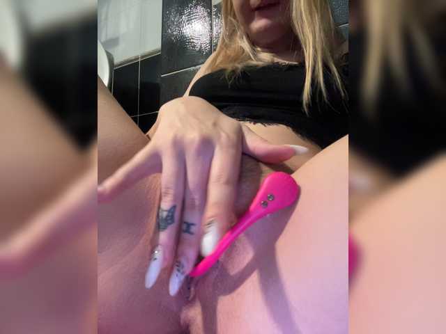 Φωτογραφίες Alice0Kitty SHOW WITH DILDO AND SQUIRT 2051 Favorite vibration 21