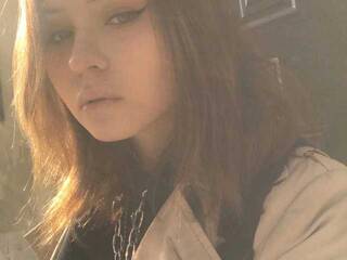 Ερωτική συνομιλία μέσω βίντεο AliceBeltran