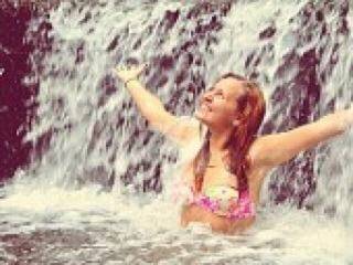 Ερωτική συνομιλία μέσω βίντεο alicecrux