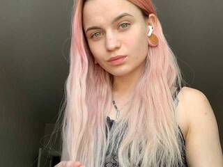 Ερωτική συνομιλία μέσω βίντεο Aliceggwp