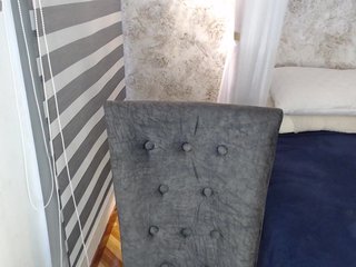 Ερωτική συνομιλία μέσω βίντεο alicehorny