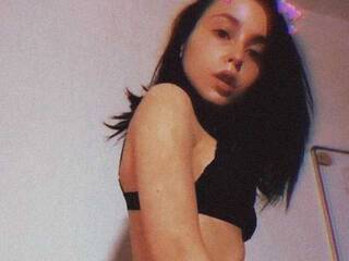 Ερωτική συνομιλία μέσω βίντεο alicelove