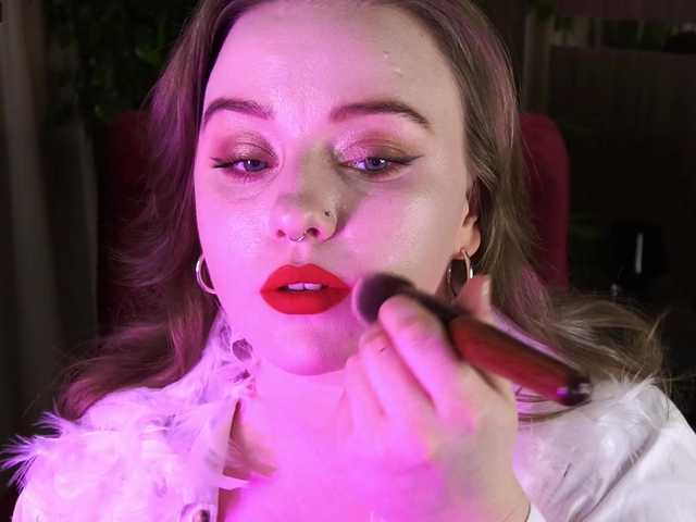 Εκπομπές οθόνης AliceMoonL