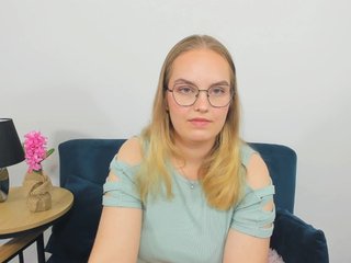 Ερωτική συνομιλία μέσω βίντεο AlicePretty69