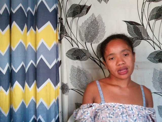 Εκπομπές οθόνης Alicia7