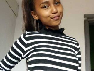 Ερωτική συνομιλία μέσω βίντεο Aliciakittie