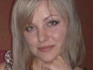 Ερωτική συνομιλία μέσω βίντεο alinalucky